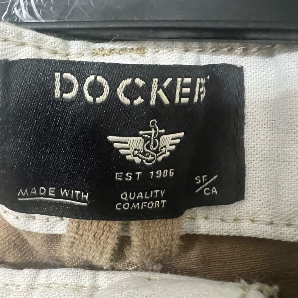 Dockers Men's Khaki Shorts - Picture 2 of 6